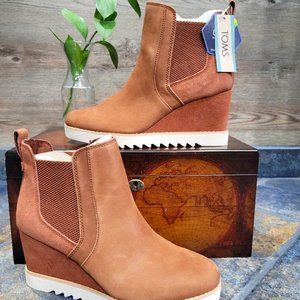 Toms Maddie Nubuck Wedge Boot
